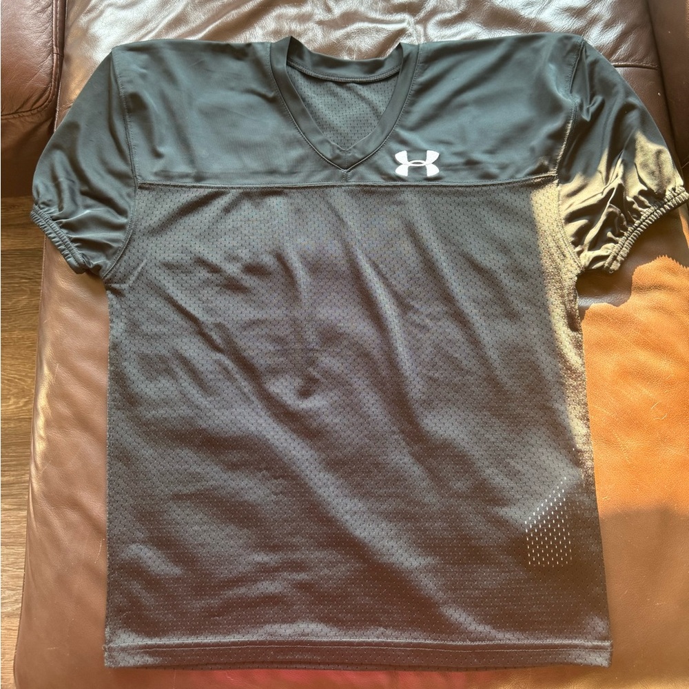 Under Armour Football Practice Jersey Black Youth Large New without tags